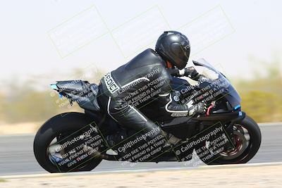 media/Mar-28-2022-Superbike Trackdays (Mon) [[b8603d0f67]]/Open Track Time/Turn 3 Inside/